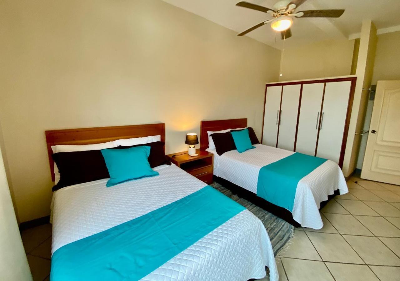 Torre Mar Galapagos Boutique Suites Puerto Ayora  Exterior photo