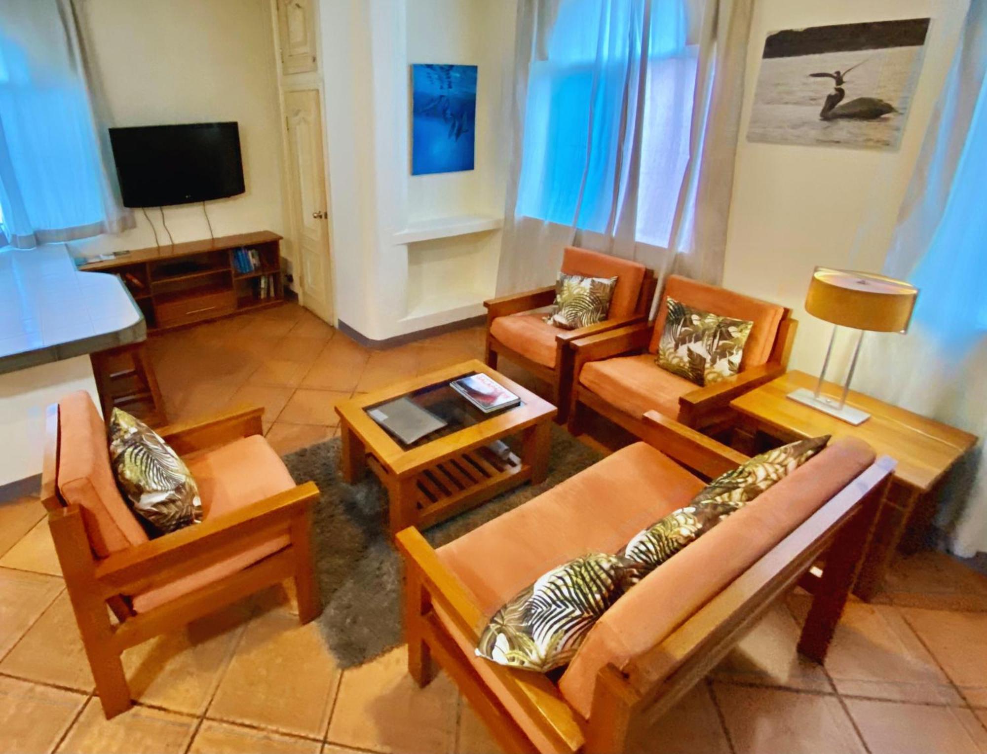 Torre Mar Galapagos Boutique Suites Puerto Ayora  Exterior photo