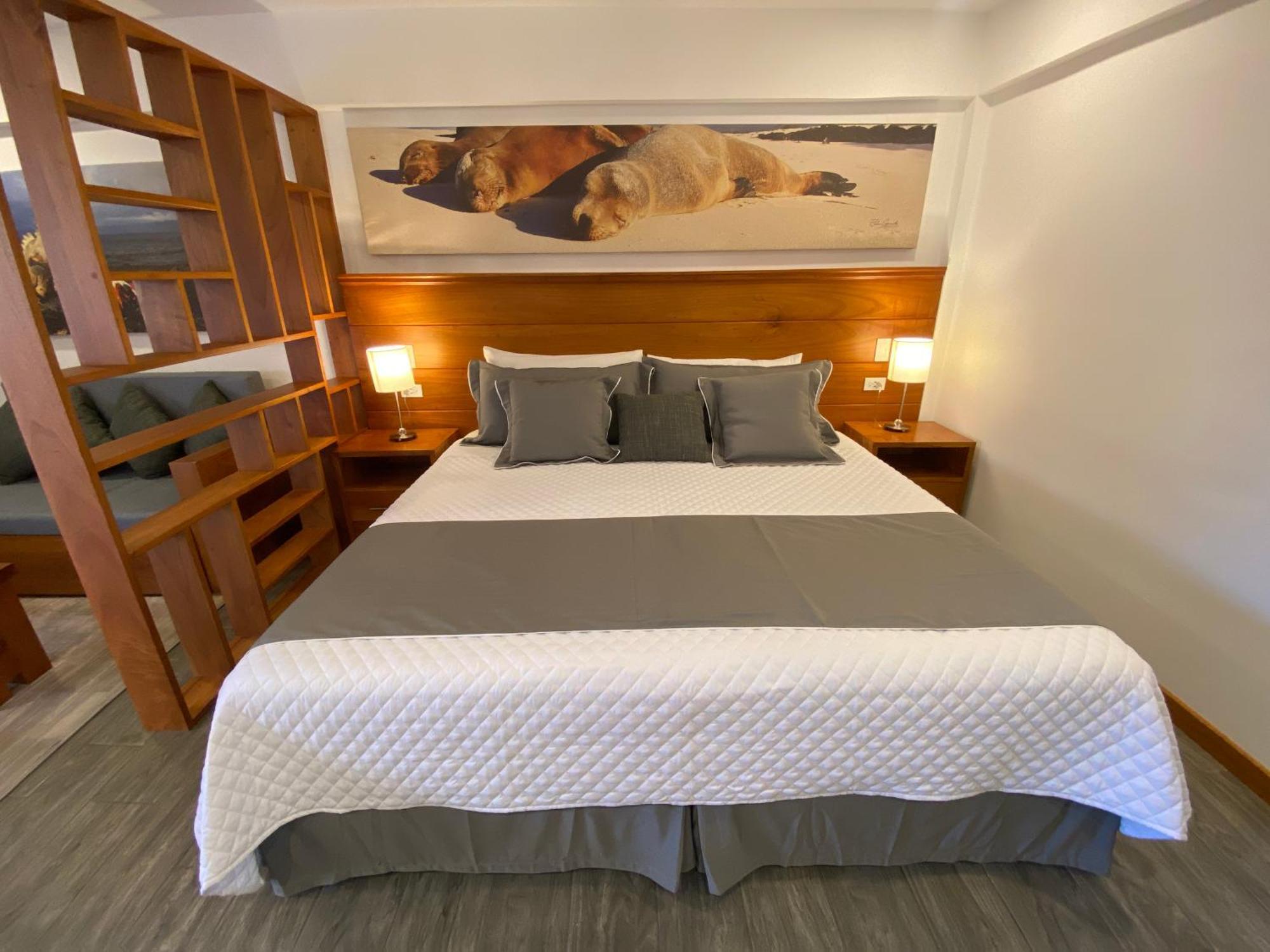 Torre Mar Galapagos Boutique Suites Puerto Ayora  Exterior photo