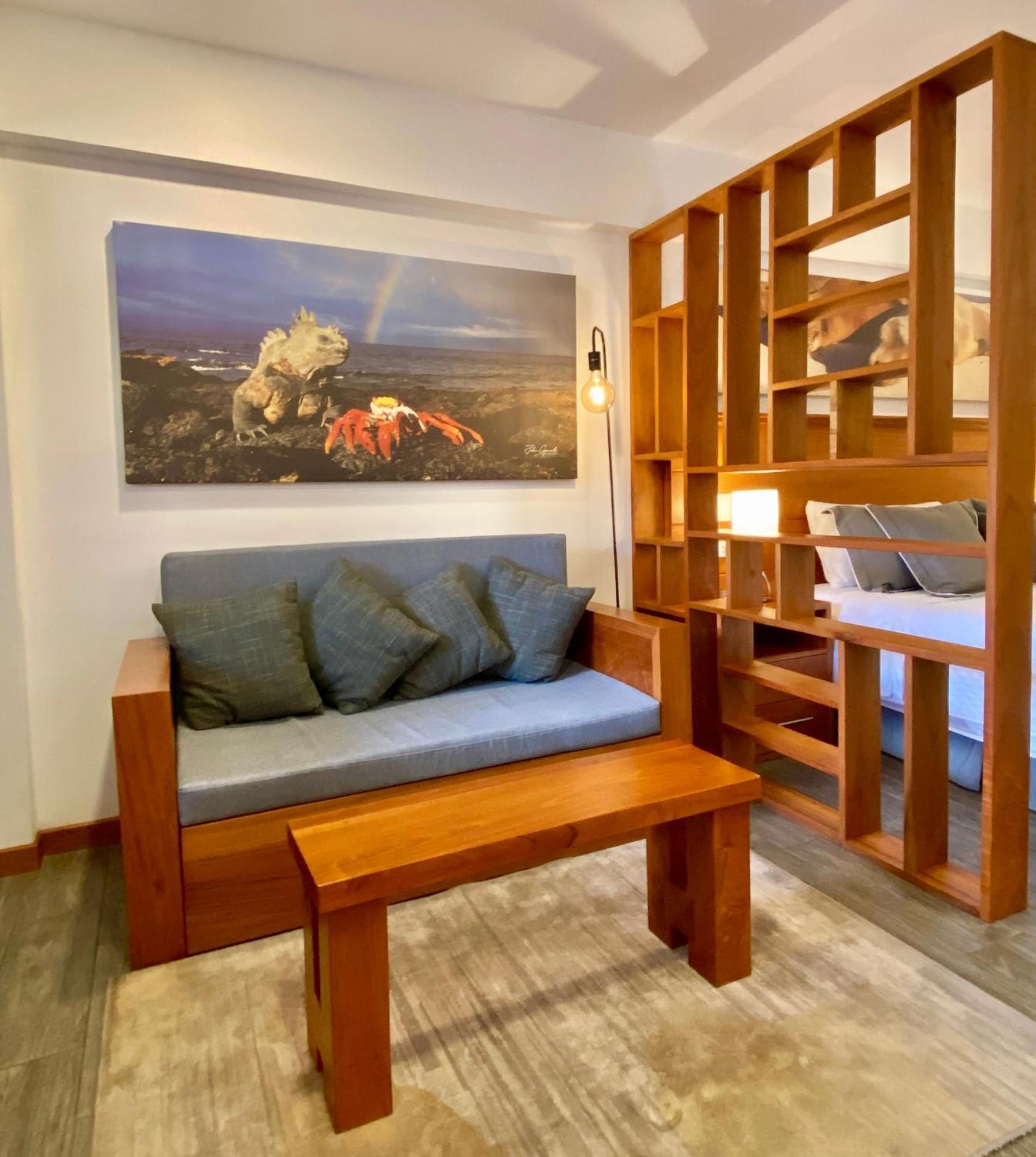 Torre Mar Galapagos Boutique Suites Puerto Ayora  Exterior photo