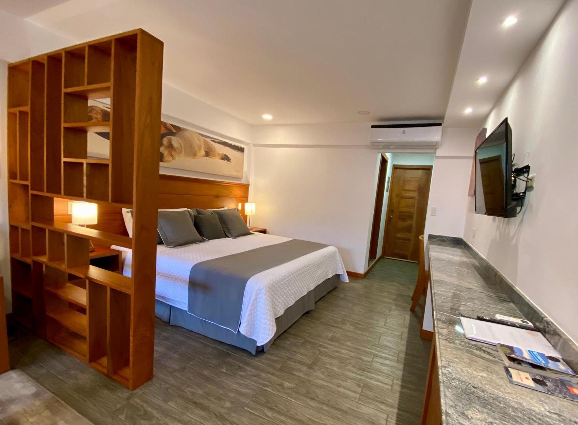 Torre Mar Galapagos Boutique Suites Puerto Ayora  Exterior photo